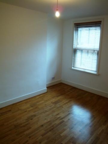 			NEW INSTRUCTION, 1 Bedroom, 1 bath, 1 reception Flat			 Kingsgate Road, WEST HAMPSTEAD